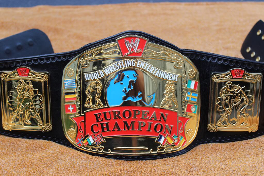 WWE European Championship. Мексиканский реслинг. European Championship. Champion Belt and money.